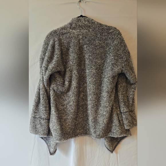 Soft Surroundings Gray Fleece Teddy Bear Sweater Size Small - Picture 7 of 7